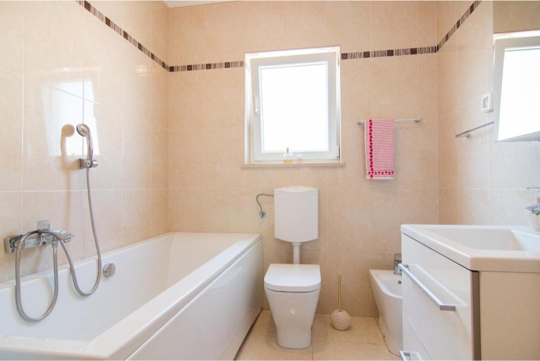 Apartment Antonella Fasana 파자나 외부 사진